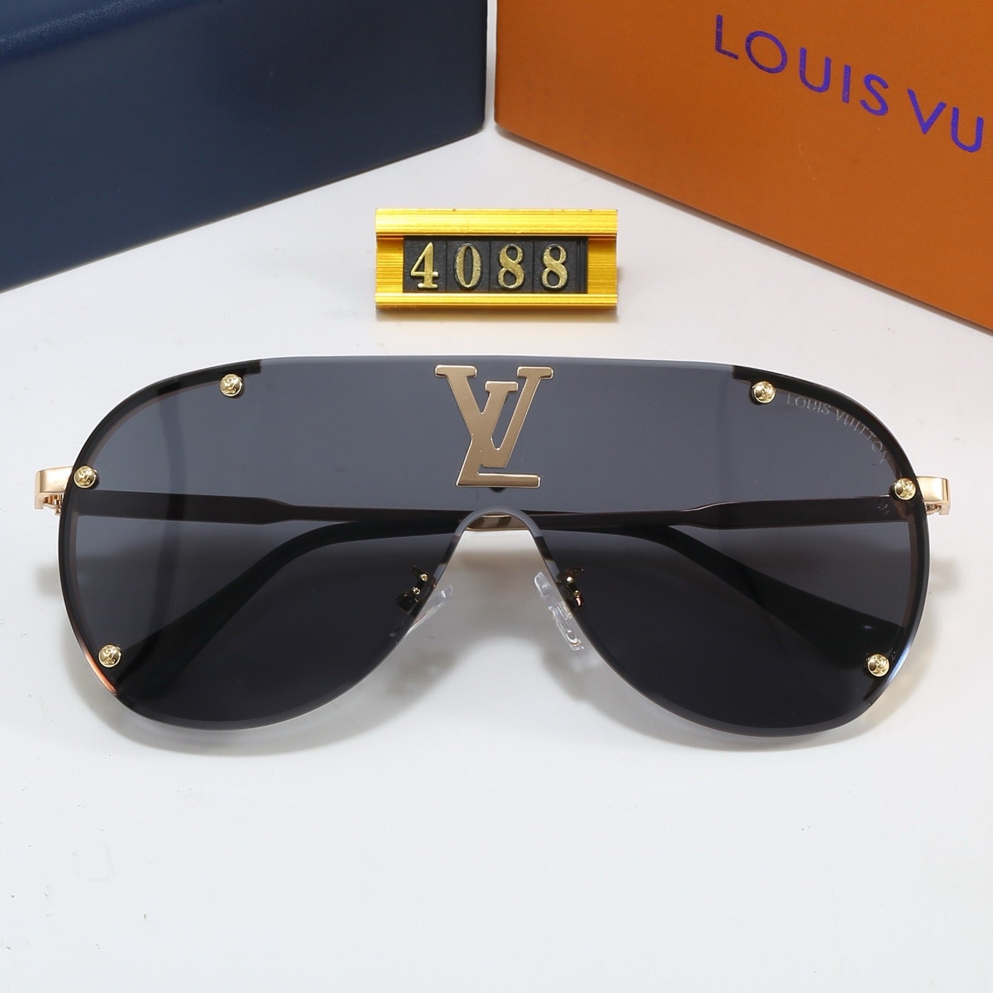 5-Color Fashionable Four-Leaf Clover Sunglasses