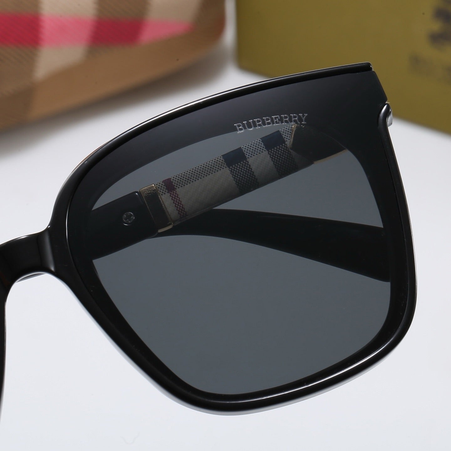 5-Color Fashion BUR Sunglasses