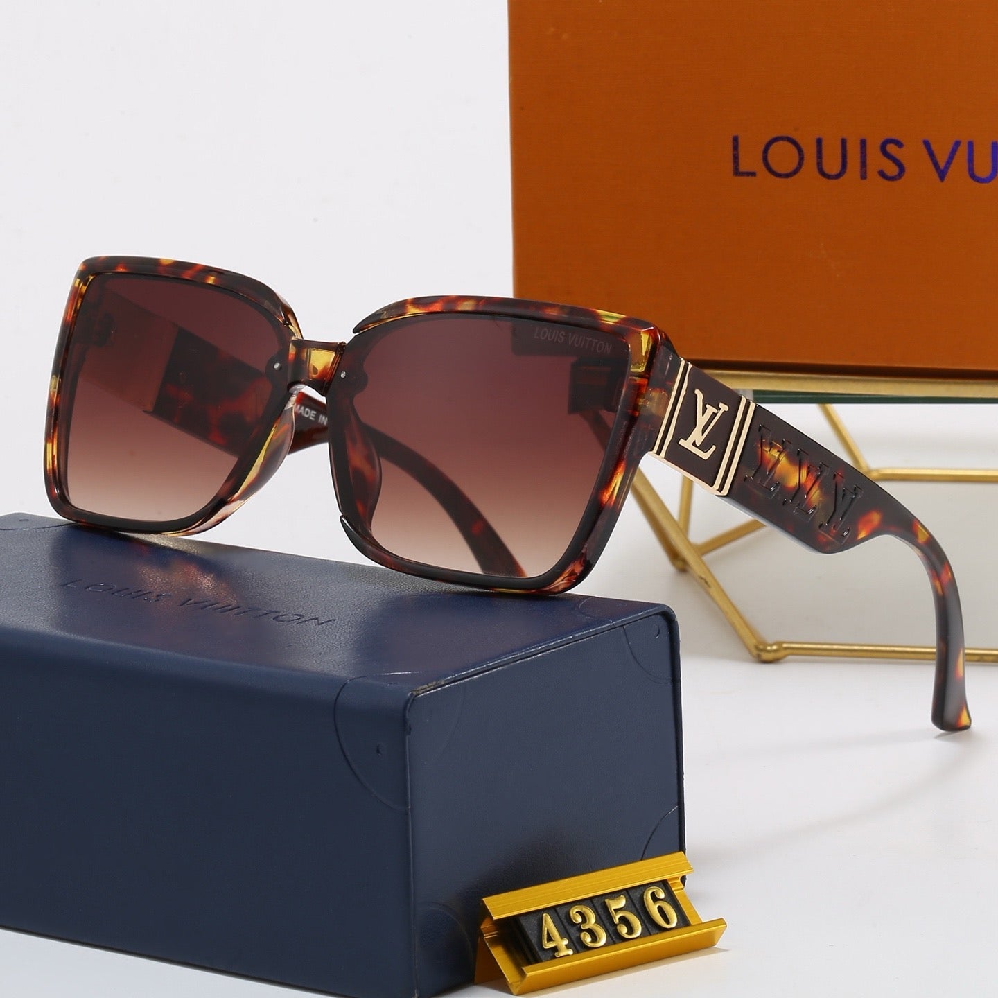 6-Color Stylish Four-Leaf Clover &amp; Letter Sunglasses