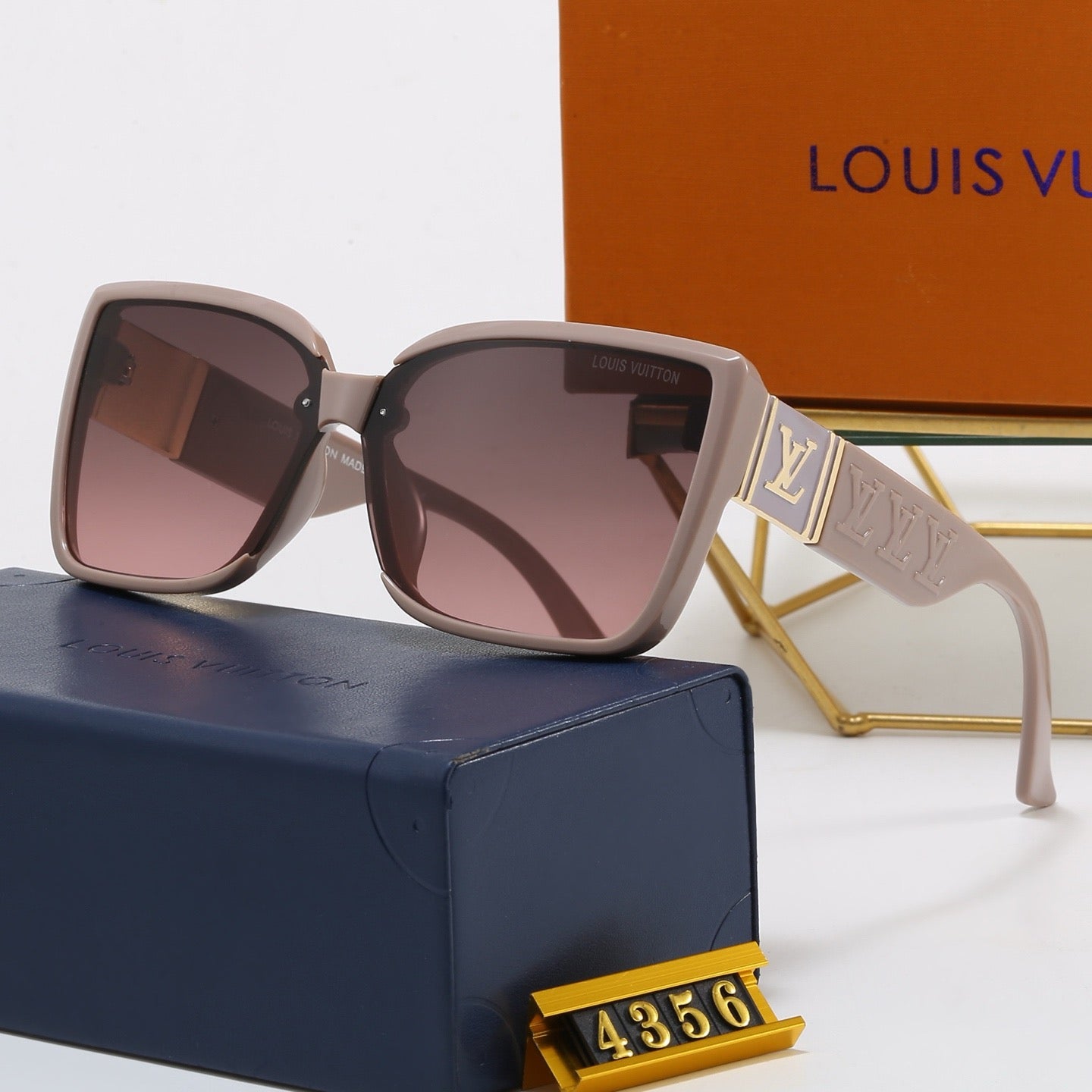 6-Color Stylish Four-Leaf Clover &amp; Letter Sunglasses
